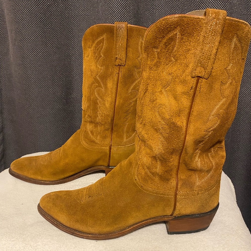 Tan Suede Cowboy Boots